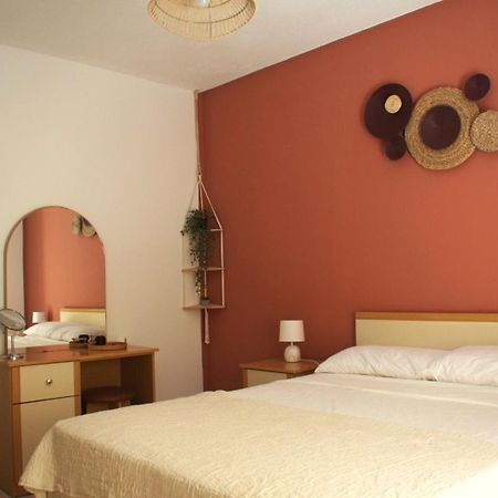 מליאהה Seaside Serenity - A Lovely Apartment With Views מראה חיצוני תמונה